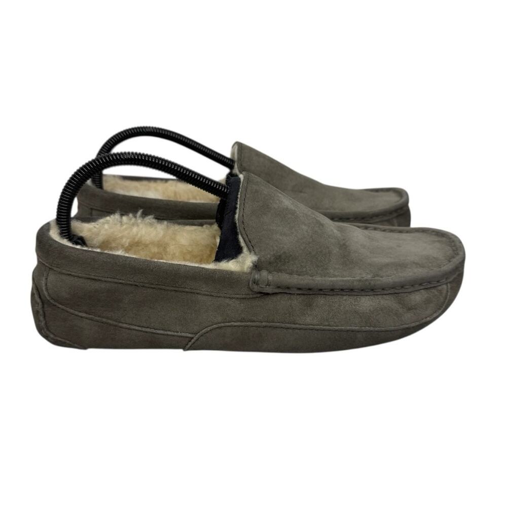 UGG Men's Sz 9 Ascot Water-Resistant Suede Slip On Indoor/Outdoor Slippers Gray
